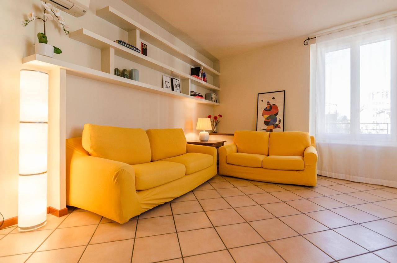 Flat 13: Elegante E Luminoso Con Terrazzo Privato Daire Bolonya Dış mekan fotoğraf