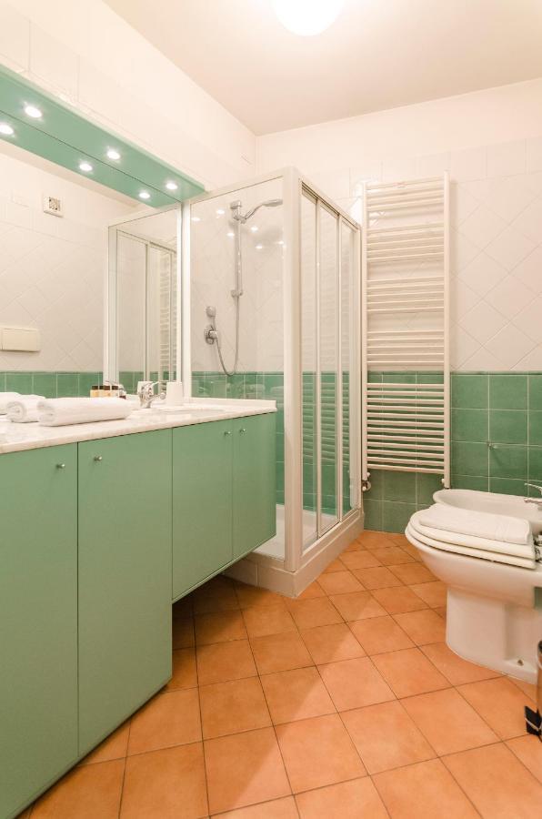 Flat 13: Elegante E Luminoso Con Terrazzo Privato Daire Bolonya Dış mekan fotoğraf