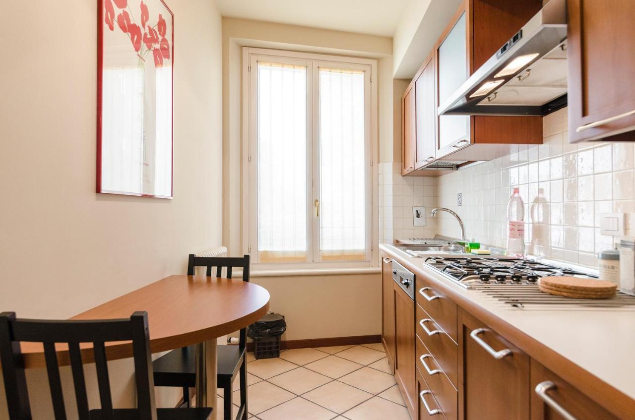 Flat 13: Elegante E Luminoso Con Terrazzo Privato Daire Bolonya Dış mekan fotoğraf