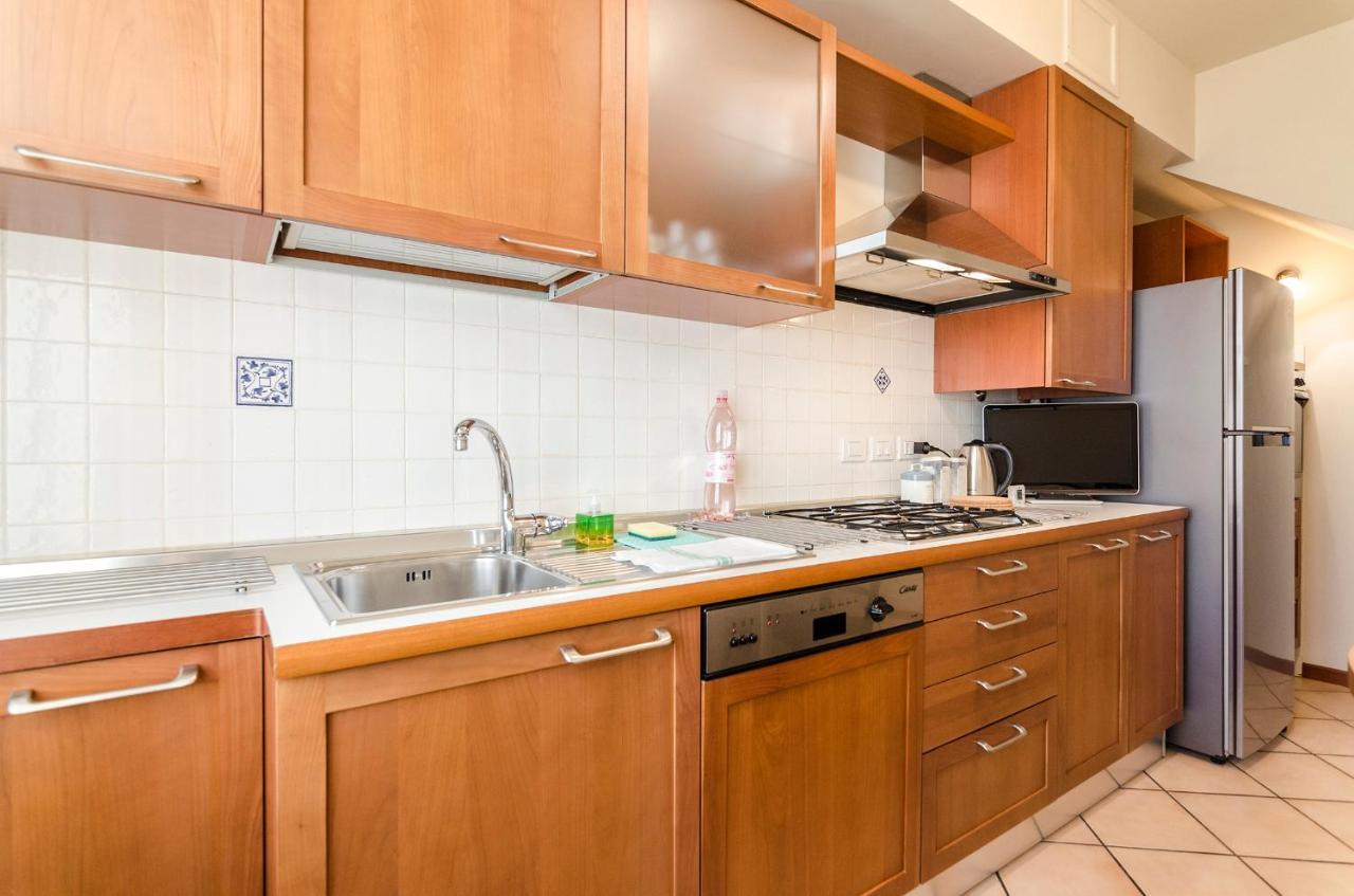 Flat 13: Elegante E Luminoso Con Terrazzo Privato Daire Bolonya Dış mekan fotoğraf