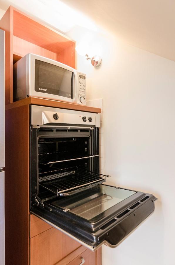 Flat 13: Elegante E Luminoso Con Terrazzo Privato Daire Bolonya Dış mekan fotoğraf